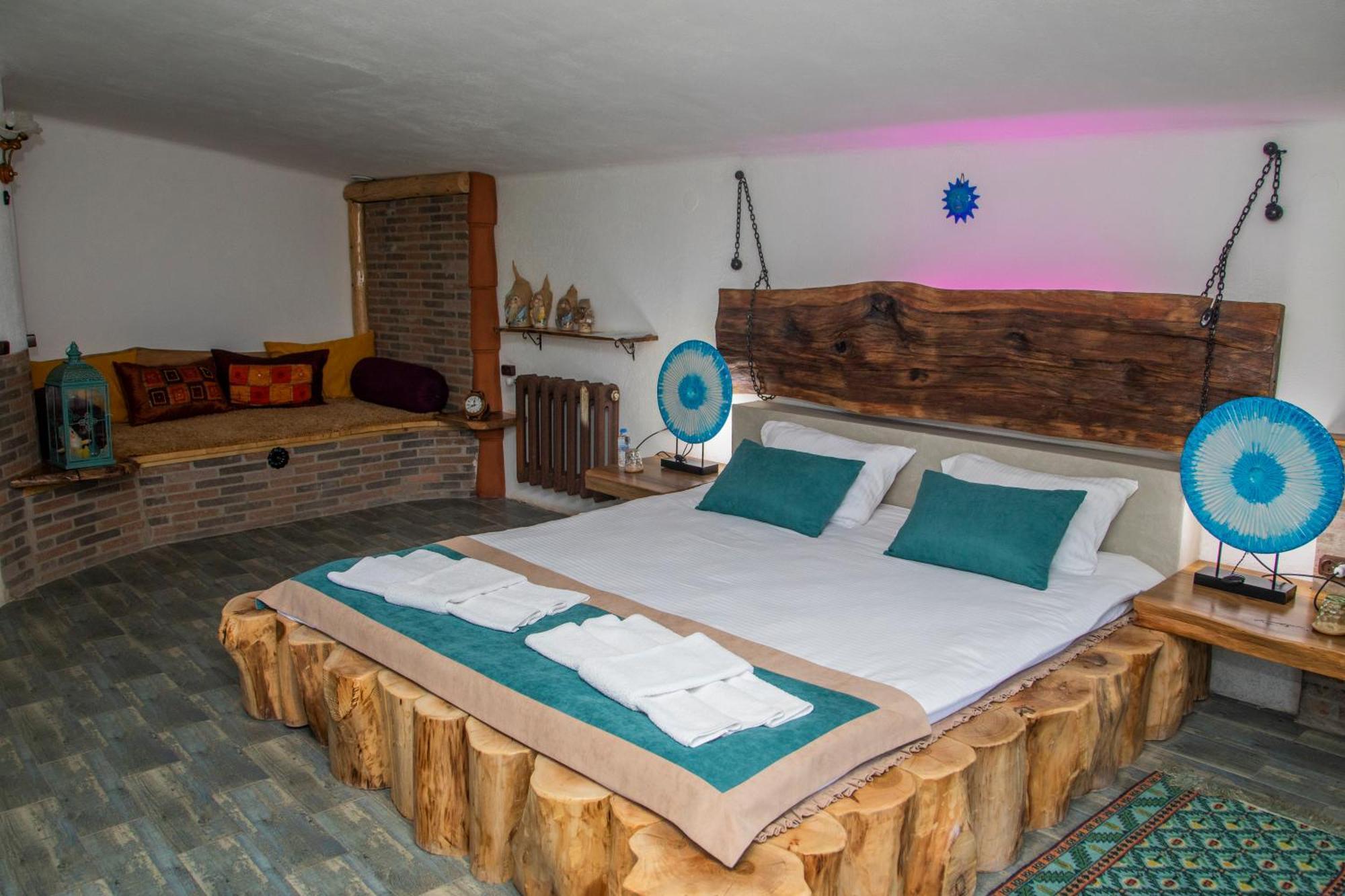 Art Chalet Akhaltsikhe  Room photo